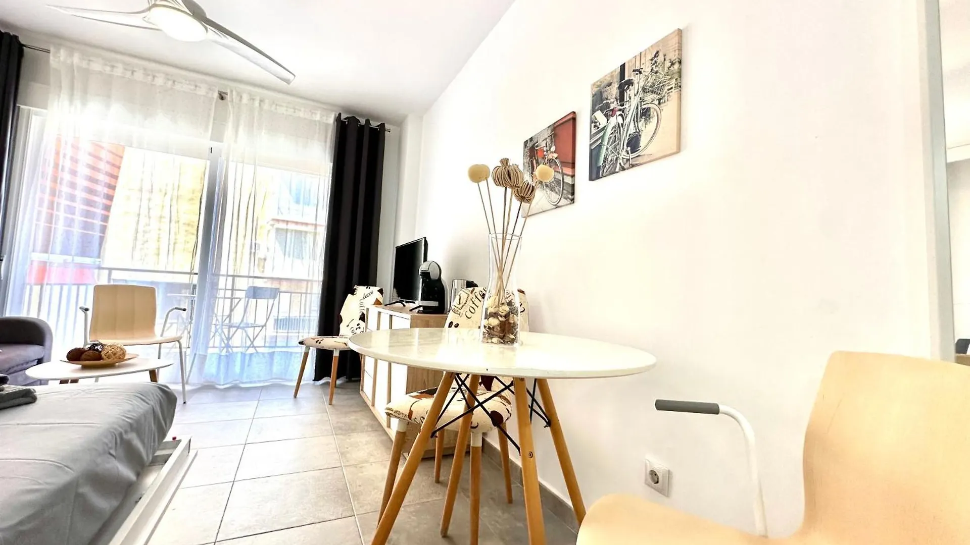 Vis8-Nuevo, Centro A 5 Minutos, Playa A 850 Metros, Wifi, Terraza Apartment Torremolinos 0*,  Spain
