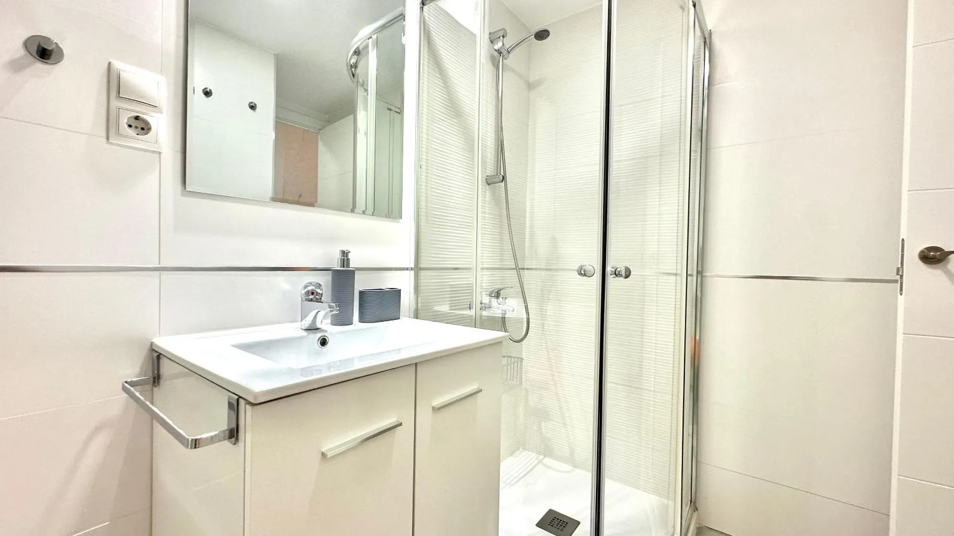 Vis8-Nuevo, Centro A 5 Minutos, Playa A 850 Metros, Wifi, Terraza Apartment Torremolinos
